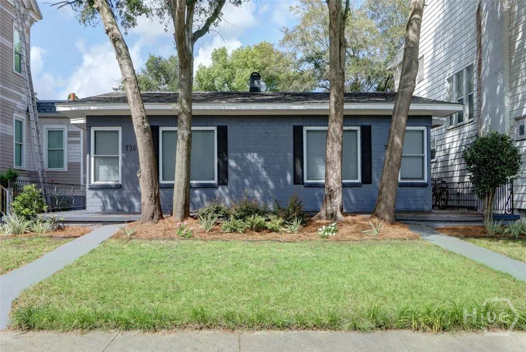 732 Henry Street - Photo 1