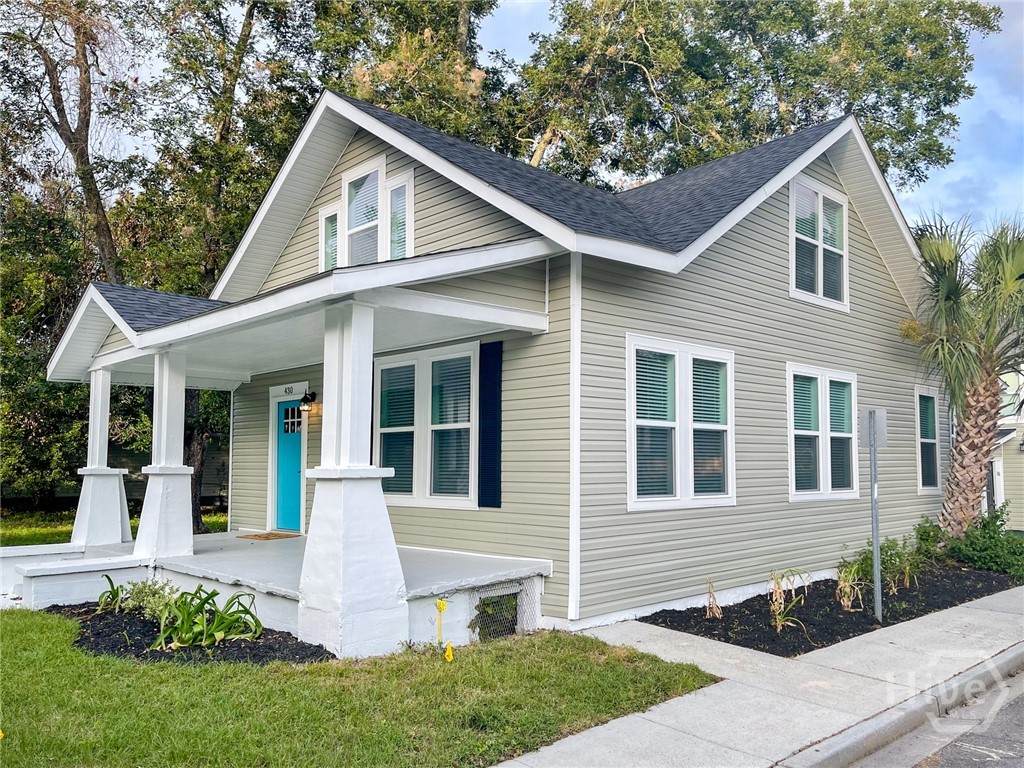 430 Lawton Avenue - Photo 1