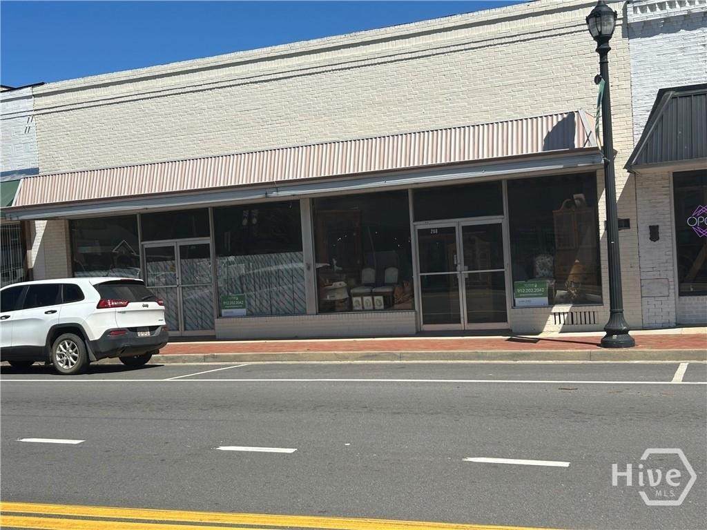 208 & 210 Barnard Street - Photo 1