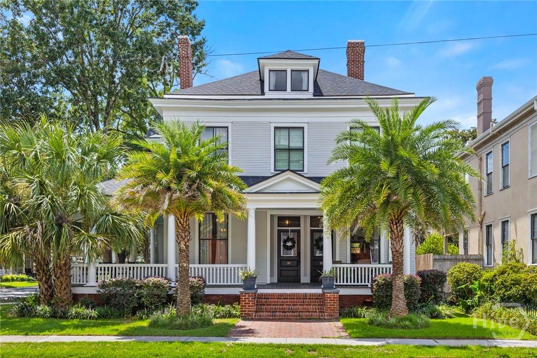 201 33rd Street - Photo 1