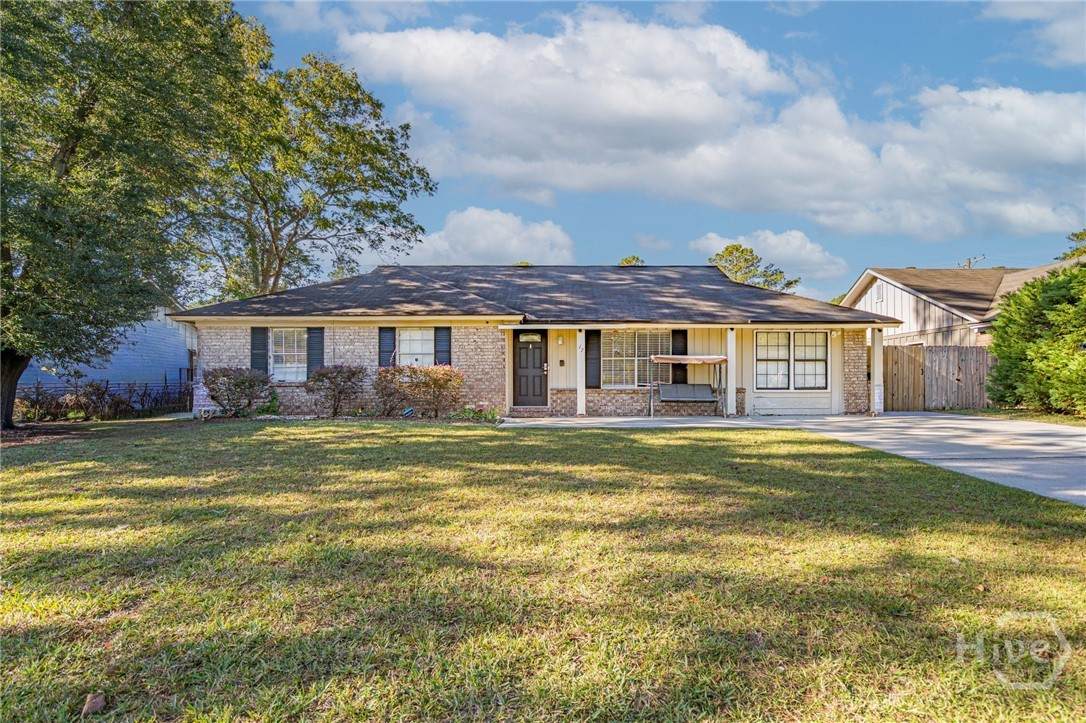 17 Oxford Court - Photo 1