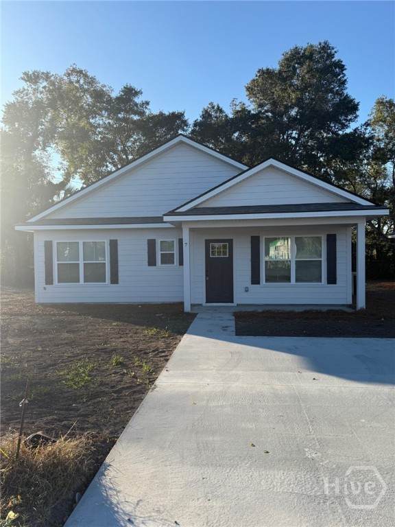 7 Helmken Street - Photo 1