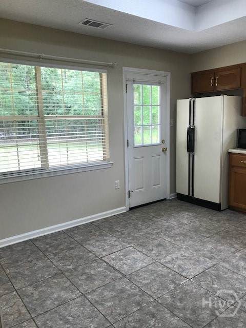 700 Greenwich Drive - Photo 1