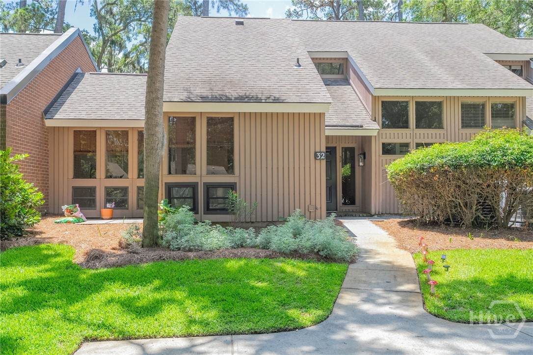 32 Dame Kathryn Drive - Photo 1