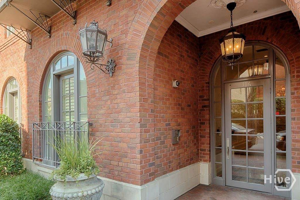 316 State Street - Photo 1