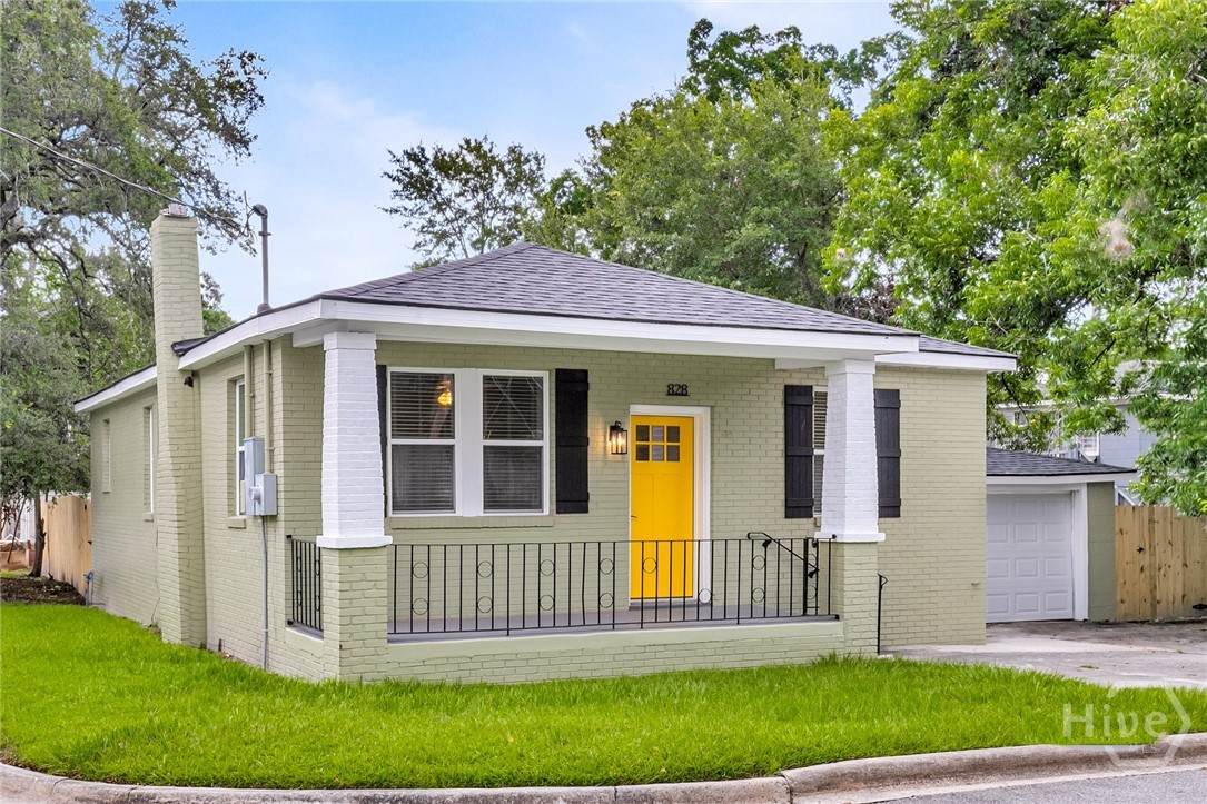 828 48th Street - Photo 1
