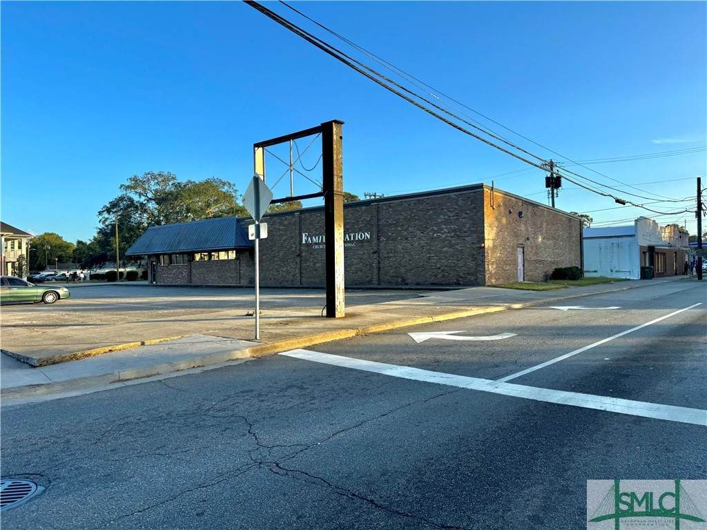 802 Pennsylvania Avenue - Photo 1