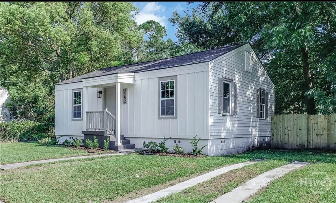 2152 Mississippi Avenue - Photo 1