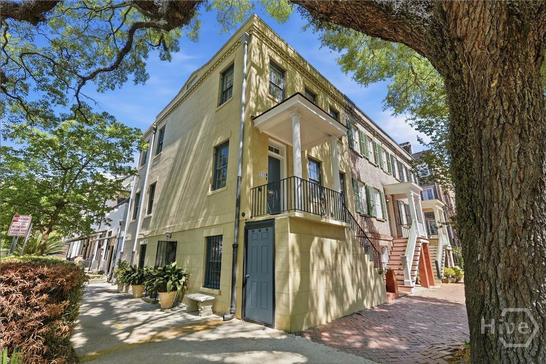 350 Barnard Street - Photo 1