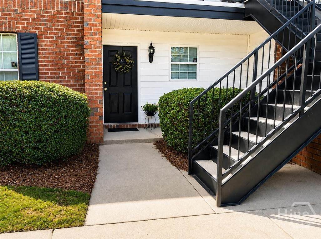 76 Al Henderson Boulevard - Photo 1