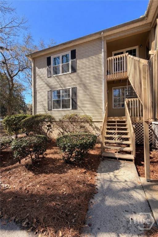 401 Cromwell Road - Photo 1