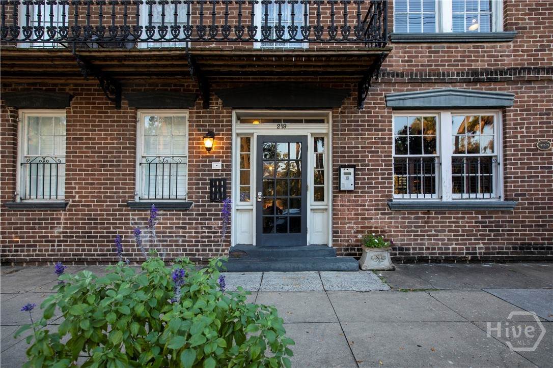 219 Abercorn Street - Photo 1
