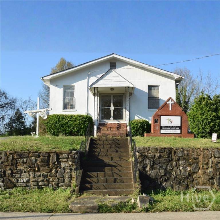 972 Dimmock Street - Photo 1