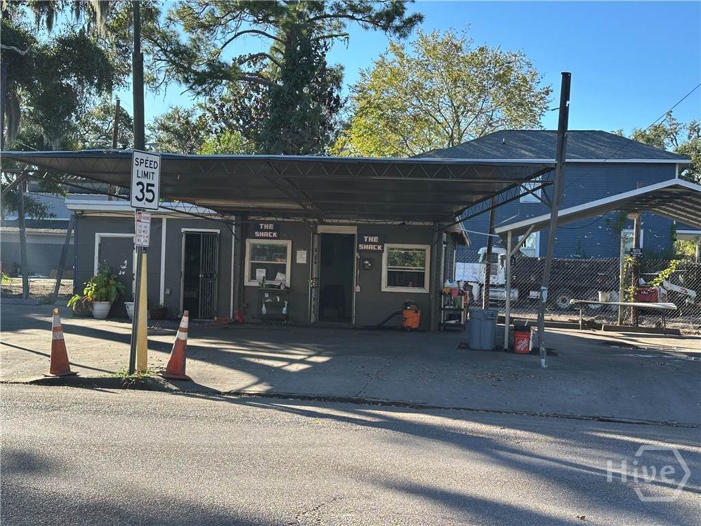 2301 Montgomery Street - Photo 1