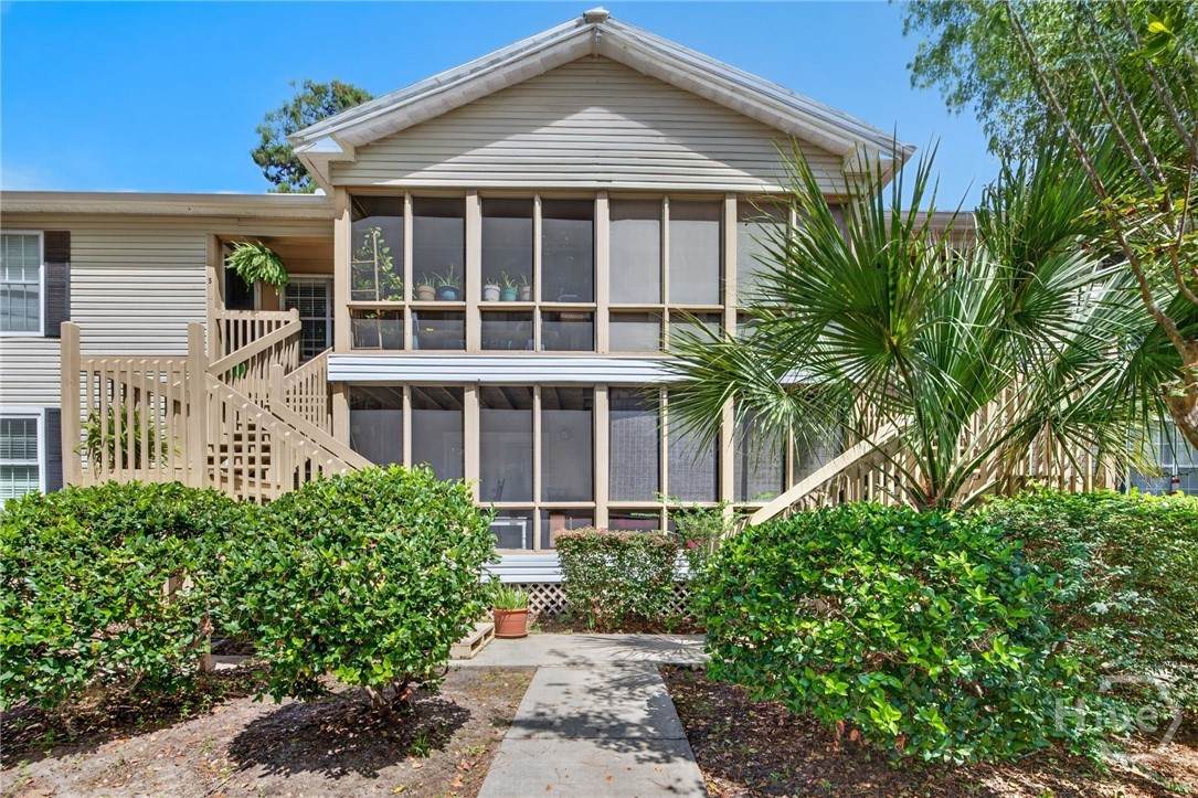 401 Cromwell Road - Photo 1