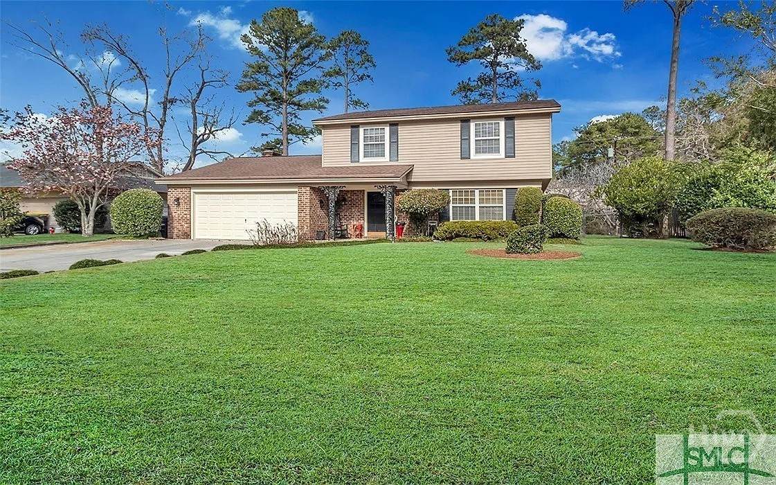  Address Not Published - Photo 1