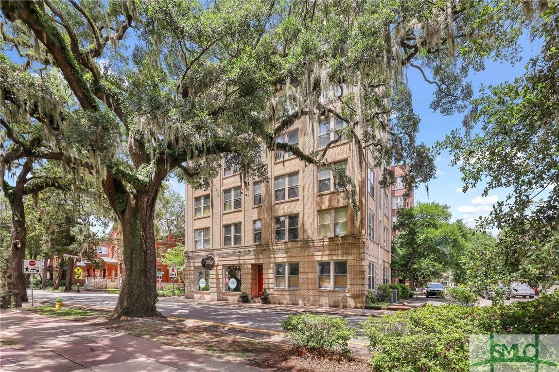 106 Gwinnett Street - Photo 1