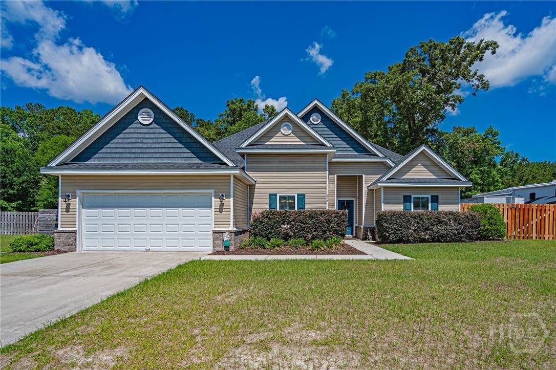 215 Caroline Way - Photo 1