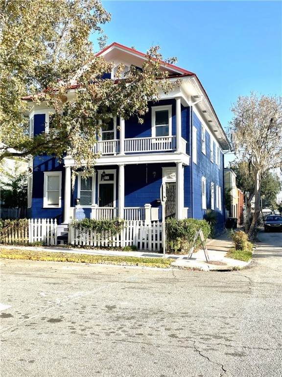 418 40 Street - Photo 1