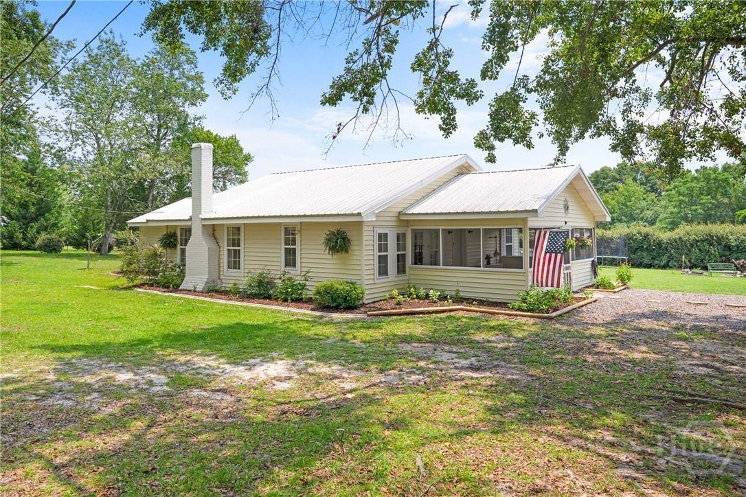 1072 Burtons Ferry Highway - Photo 1
