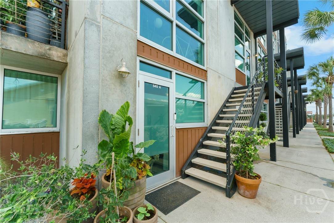 545 Berrien Street - Photo 1