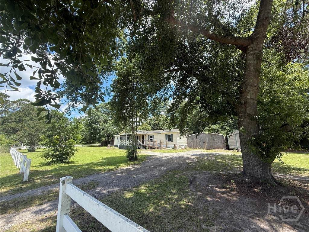 99 Conifer Drive - Photo 1