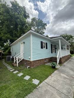 1126 Collins Street - Photo 1