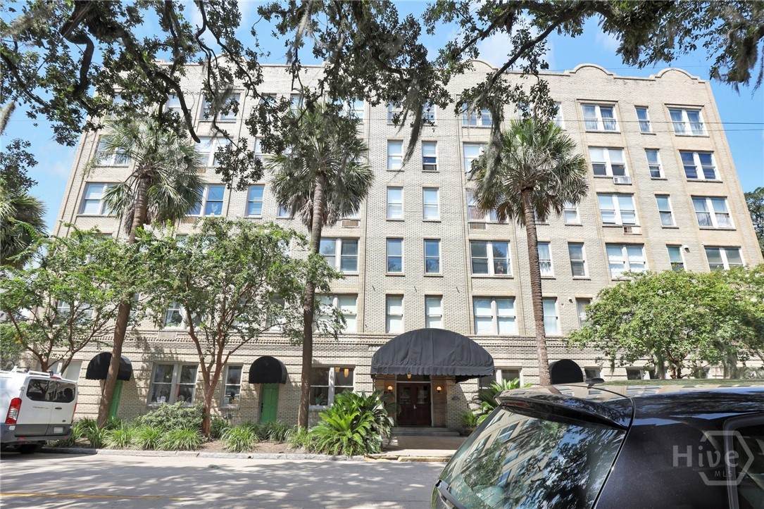 106 Gwinnett Street - Photo 1