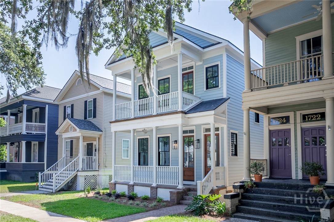 1720 Barnard Street - Photo 1