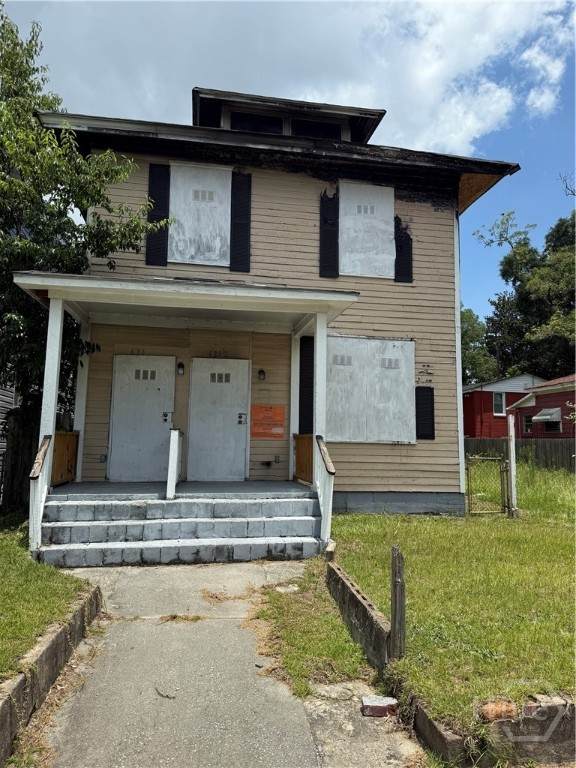 634 39th Street - Photo 1