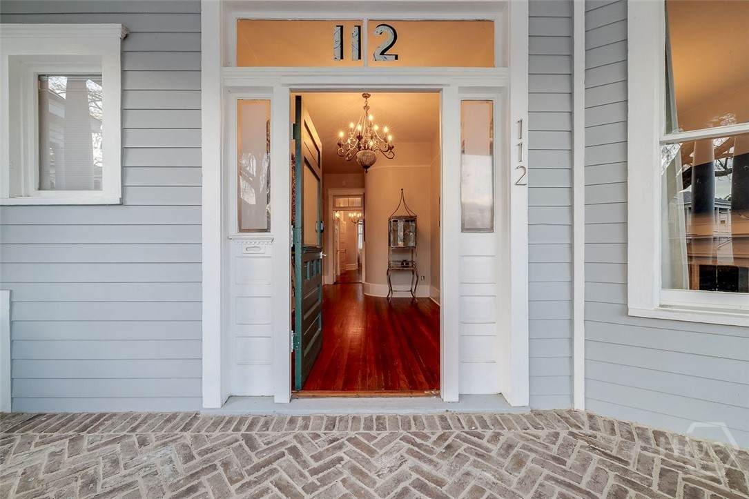 112 Waldburg Street - Photo 1