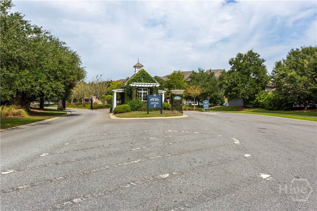 215 Park Chase - Photo 1