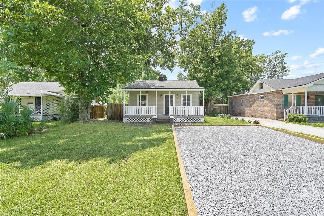 105 Aberfeldy Street - Photo 1