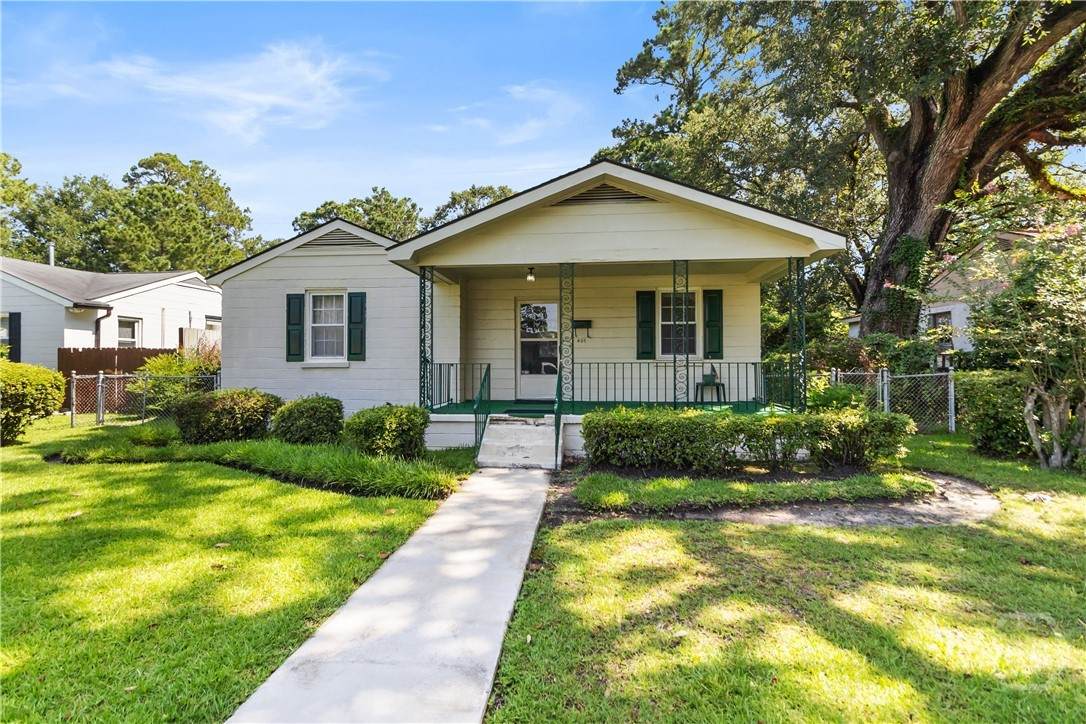 406 66th Street - Photo 1