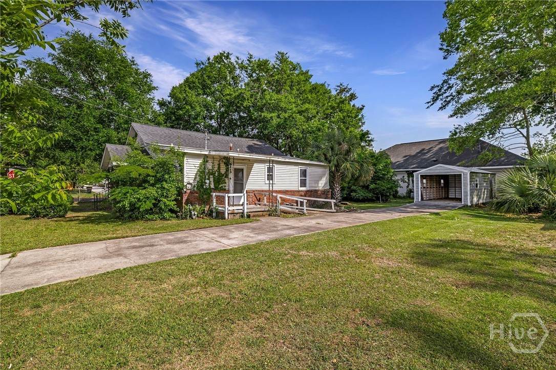 919 70th Street - Photo 1