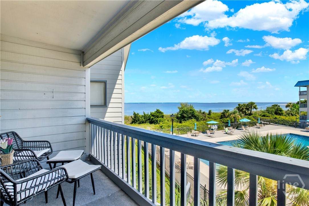 1217 Bay Street - Photo 1