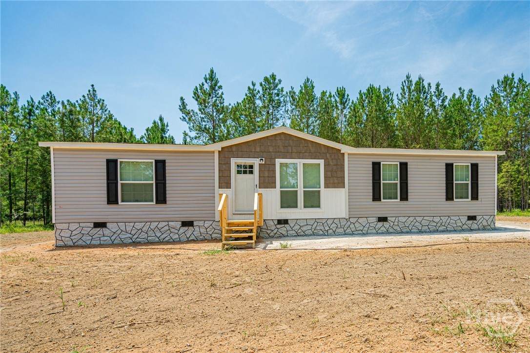 680 Railroad Street - Photo 1