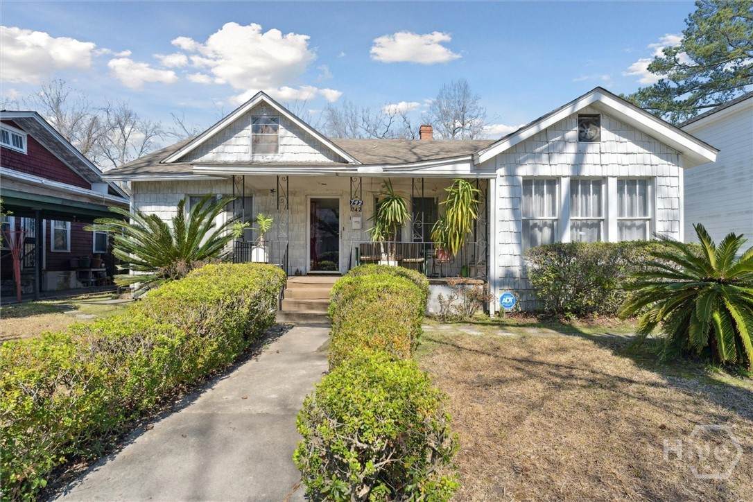 742 Park Avenue - Photo 1