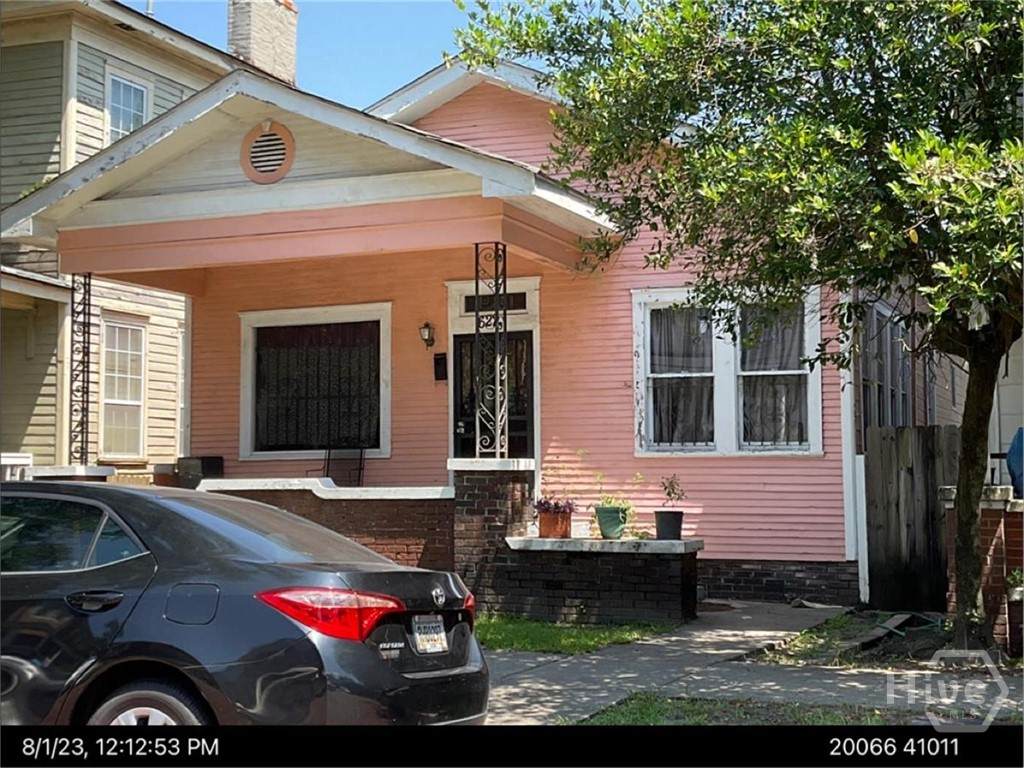622 36th Street - Photo 1
