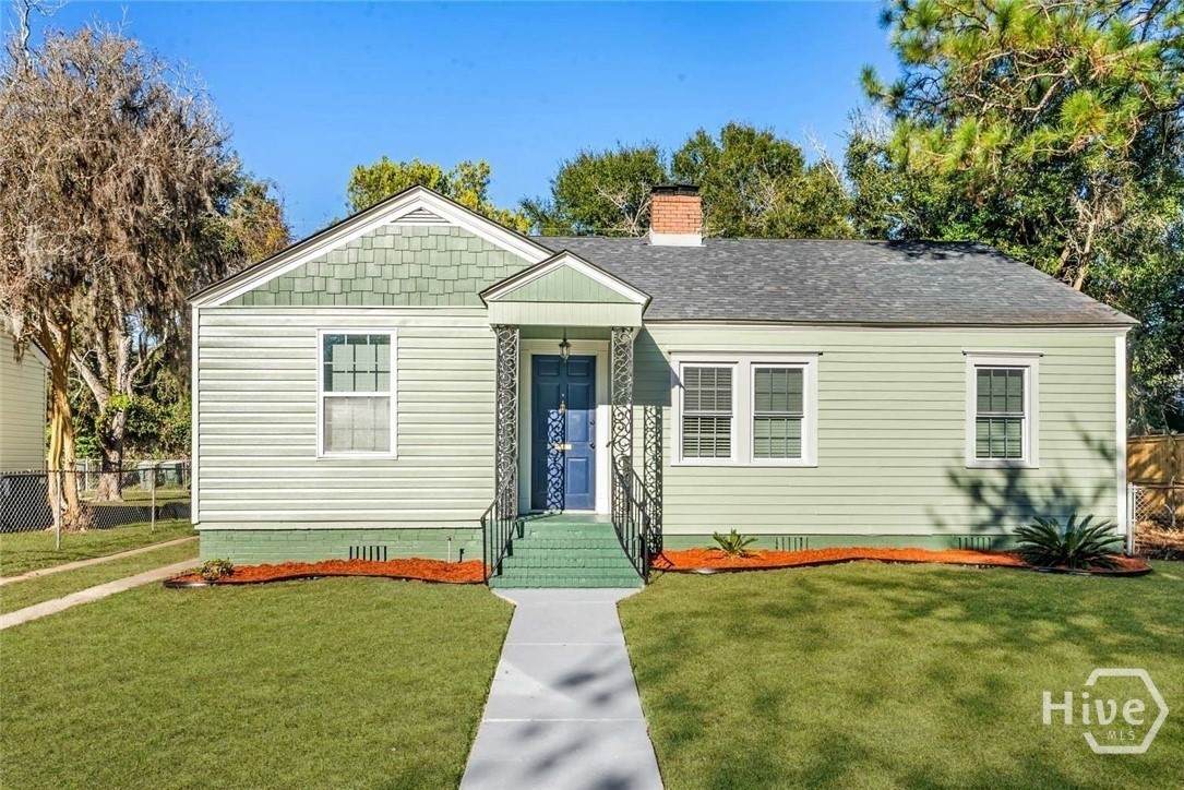 2140 42nd Street - Photo 1