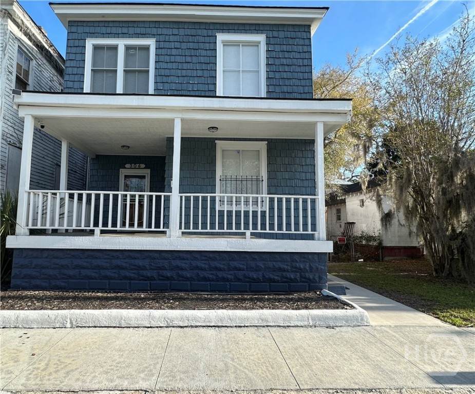 306 42nd Street - Photo 1