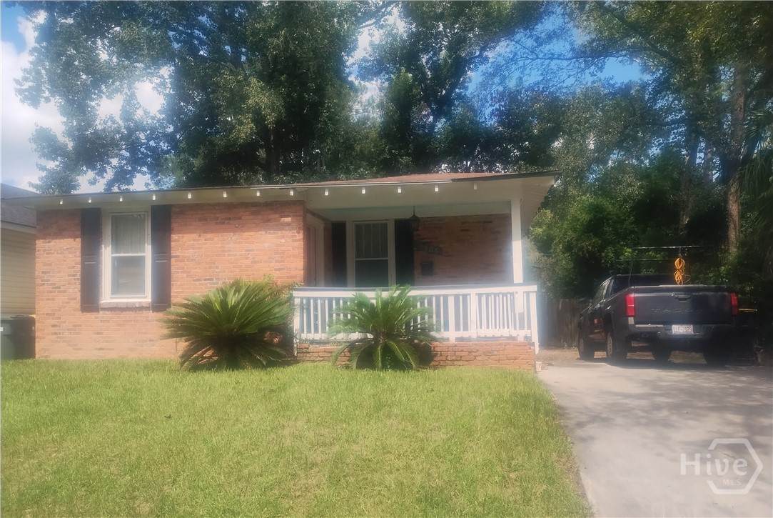 1506 33rd Street - Photo 1