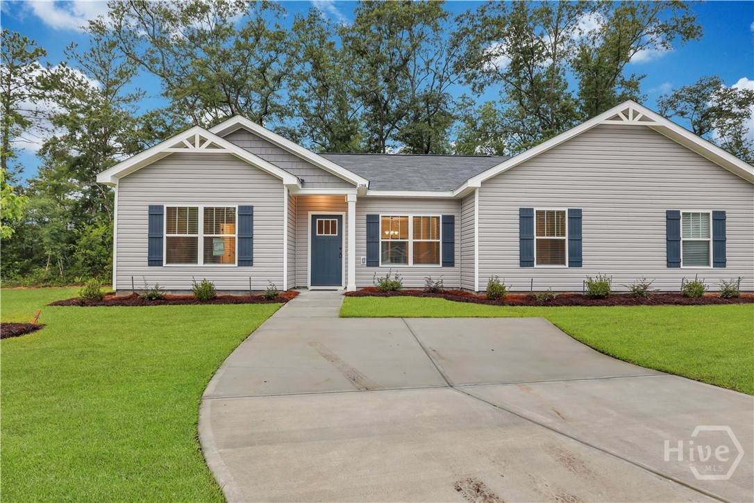 122 Smithfield Drive - Photo 1