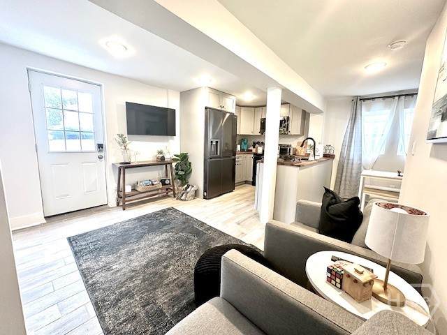 528 37Th Street - Photo 1