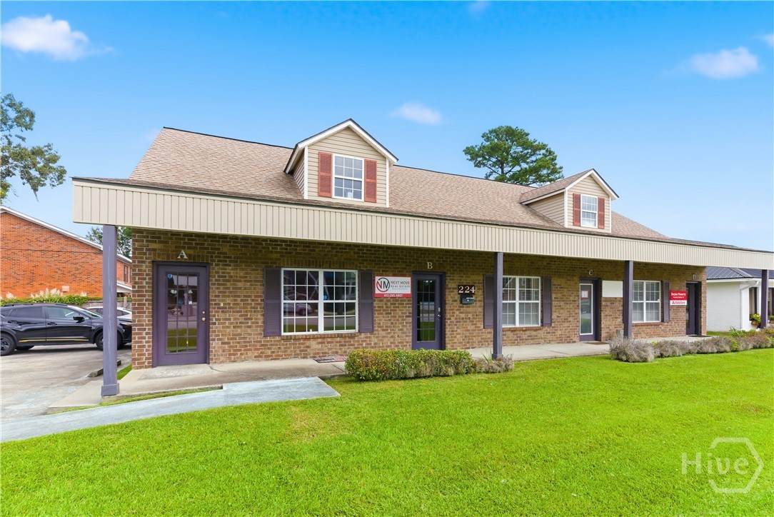 224 Stephenson - Photo 1