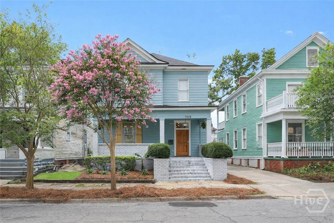 309 33rd Street - Photo 1