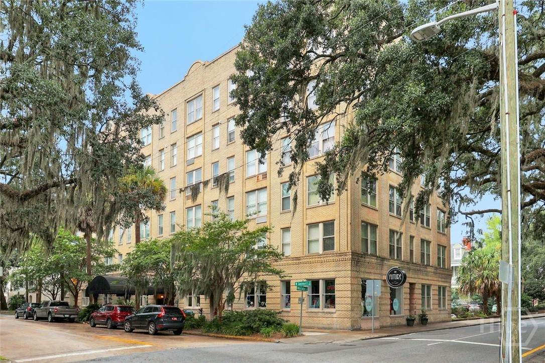 106 Gwinnett Street - Photo 1