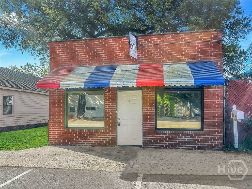 709 Crossgate Road - Photo 1