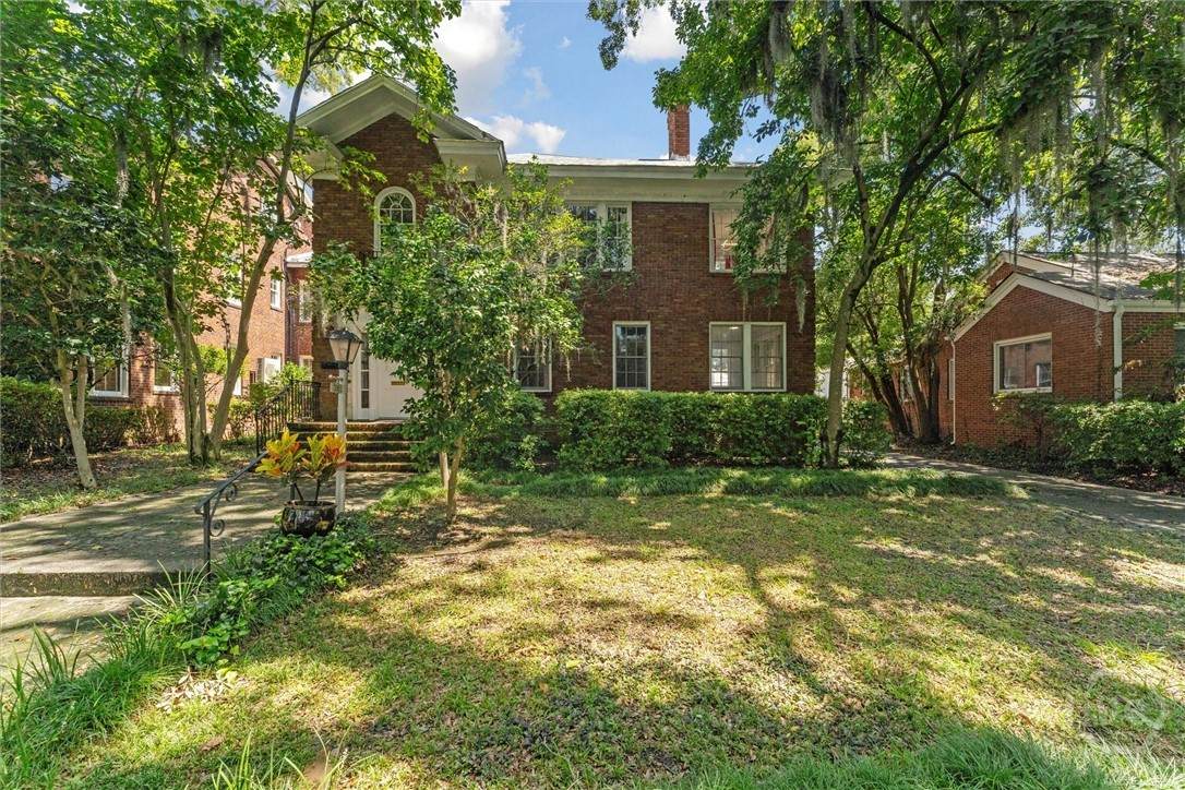 206 46th Street - Photo 1