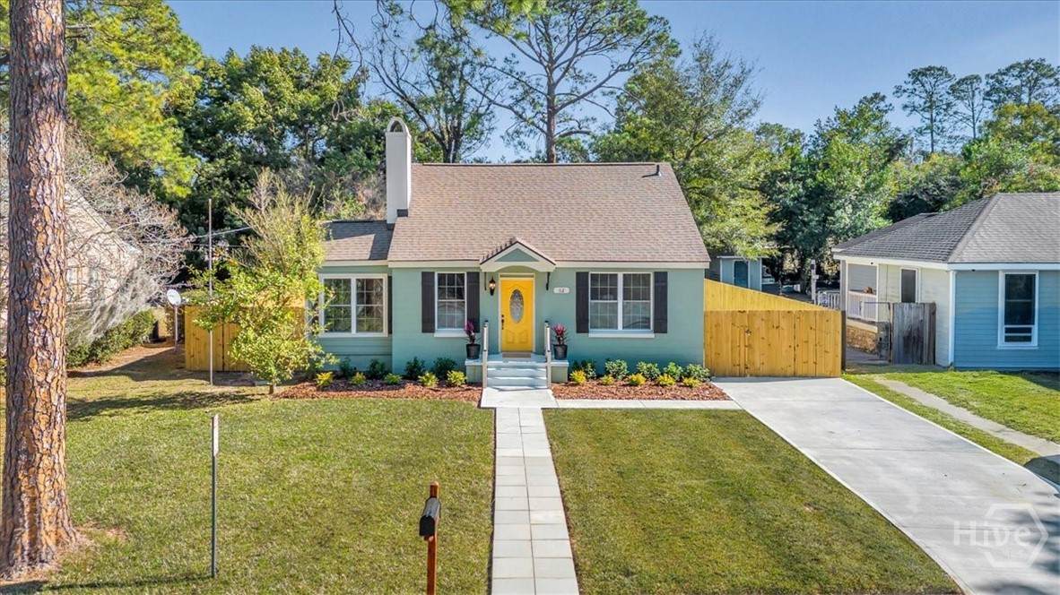 112 Oleander Avenue - Photo 1